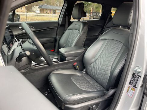 Used 2025 Kia Sportage X-Line image 19