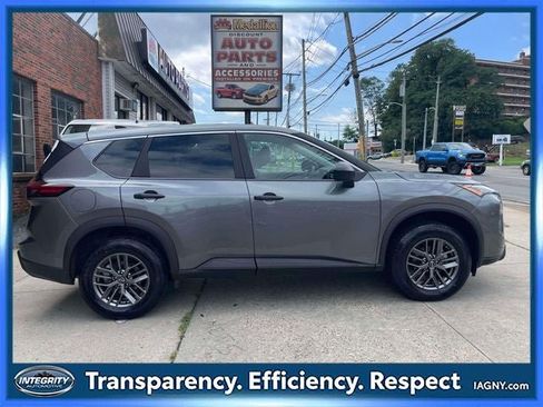 Used 2023 Nissan Rogue SV AWD/4WD image 37