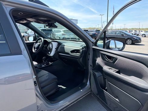 Used 2026 Subaru Forester Premium w/ Base/Premium Package image 29