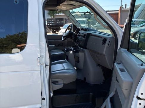 Used 2011 Ford E-350 and Econoline 350 Extended Super Duty w/ PWR Group image 12