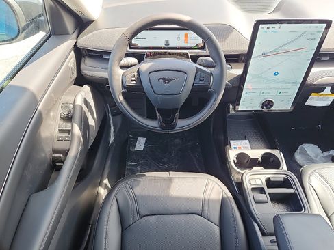 New 2026 Ford Mustang Mach-E Premium image 7