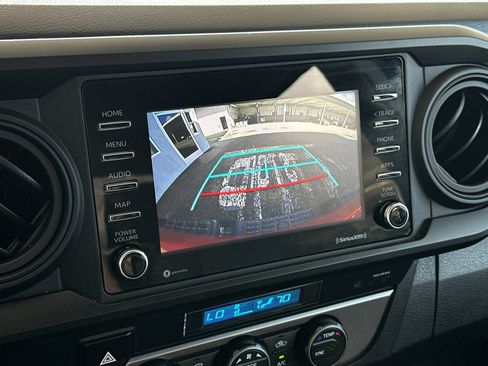 Used 2022 Toyota Tacoma SR image 16