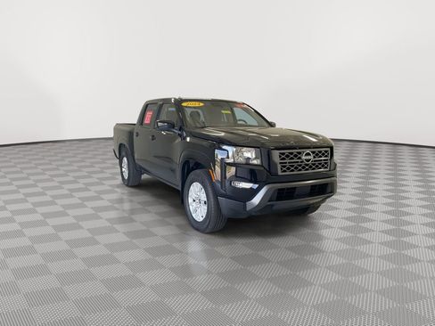 Certified 2024 Nissan Frontier SV w/ SV Convenience Package image 2