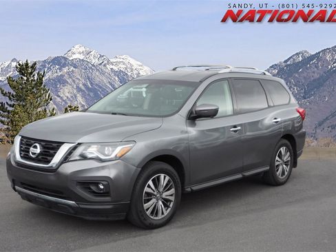 Used 2020 Nissan Pathfinder SL w/ Cargo Package image 1