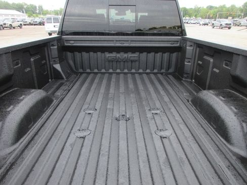 New 2026 GMC Sierra 3500 SLT w/ SLT Premium Package AWD/4WD image 7