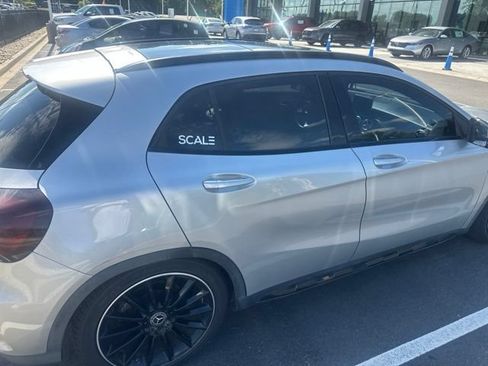 Used 2018 Mercedes-Benz GLA 250 4MATIC image 5