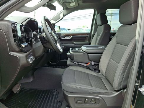 Used 2024 GMC Sierra 1500 SLE AWD/4WD image 14