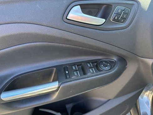 Used 2017 Ford Escape Titanium AWD/4WD image 20