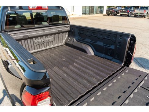 New 2026 GMC Canyon AT4 w/ Technology Plus Package AWD/4WD image 34