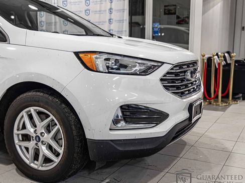 Used 2022 Ford Edge SEL image 5