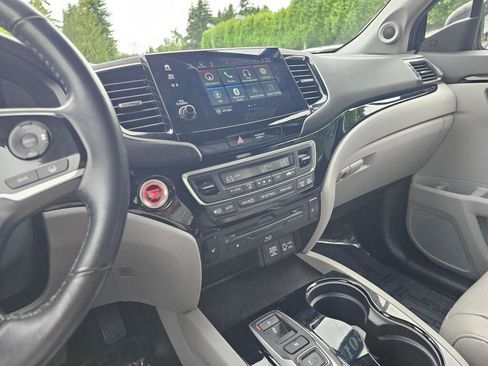 Used 2019 Honda Pilot Touring image 27