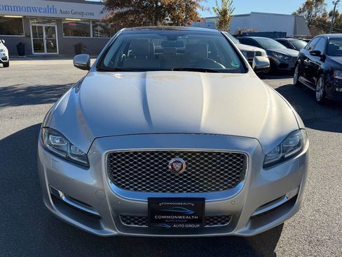 Used 2017 Jaguar XJ L Portfolio image 2