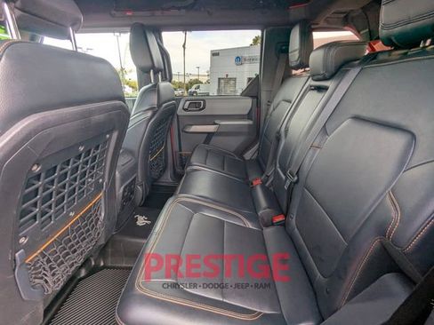Used 2021 Ford Bronco Badlands image 30