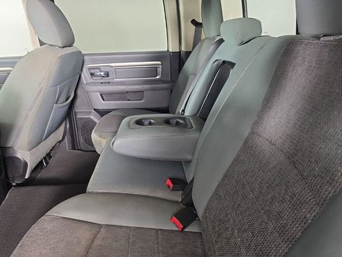 Used 2017 RAM 1500 Big Horn AWD/4WD image 32