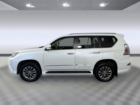Used 2016 Lexus GX 460 Luxury AWD/4WD image 2