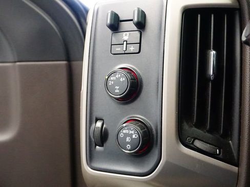 Used 2016 GMC Sierra 1500 Denali w/ Enhanced Driver Alert Package image 27