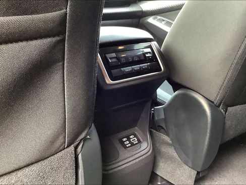 Certified 2025 Subaru Ascent Premium AWD/4WD image 40