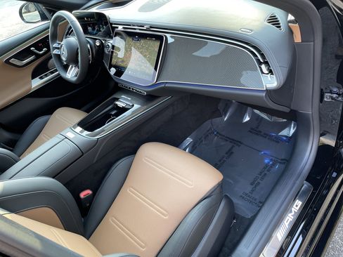 New 2026 Mercedes-Benz E 53 AMG e 4MATIC Sedan image 43