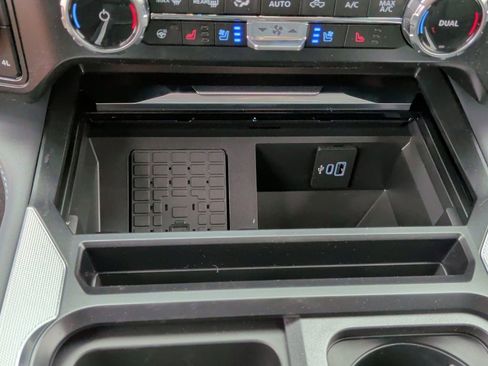 New 2026 Ford F250 Platinum AWD/4WD image 30