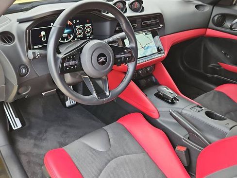 Certified 2024 Nissan Z Performance w/ Floor Mat Package RWD image 11