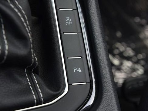 New 2026 Volkswagen Taos SE AWD/4WD image 18