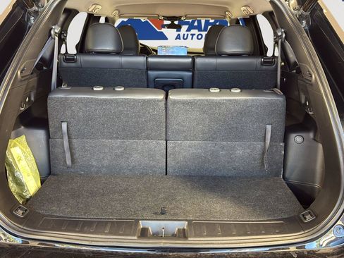 Used 2025 Mitsubishi Outlander SE AWD/4WD image 9