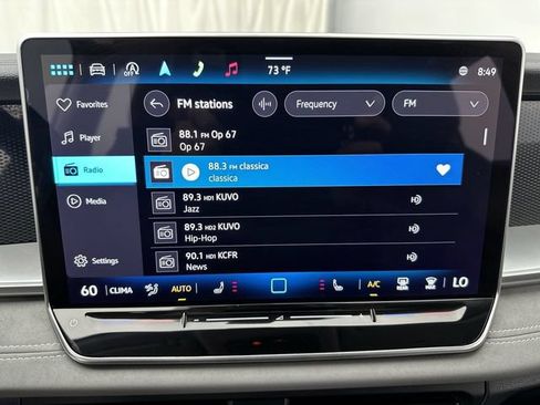 Certified 2025 Volkswagen Tiguan SE AWD/4WD image 16