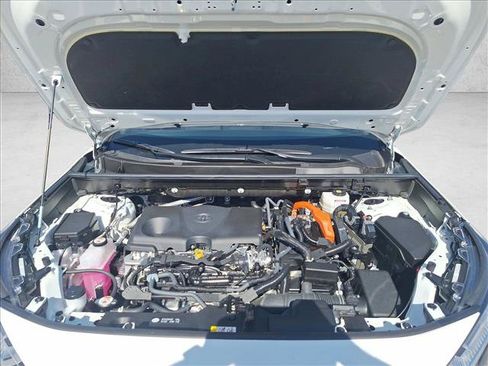 Certified 2025 Toyota RAV4 LE AWD/4WD image 20
