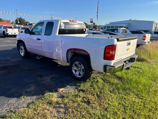 Used 2013 Chevrolet Silverado 1500 LT RWD image 3