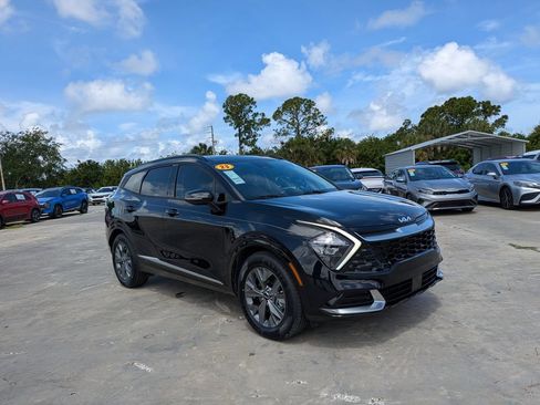 Certified 2023 Kia Sportage SX FWD image 2