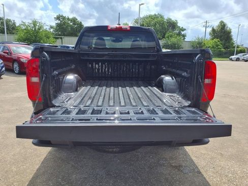 Used 2022 Chevrolet Colorado LT w/ Fleet Safety Package RWD image 12