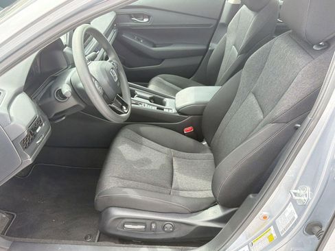 Used 2025 Honda Accord SE image 5