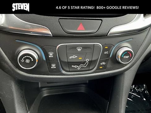 Used 2021 Chevrolet Equinox LT FWD image 17