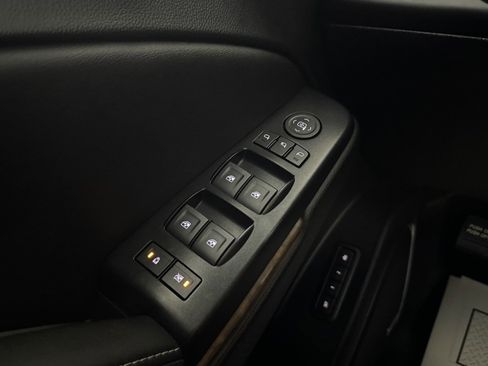 Used 2019 GMC Yukon Denali w/ Denali Ultimate Package image 44