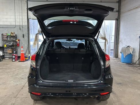 Used 2019 Honda HR-V Sport image 26