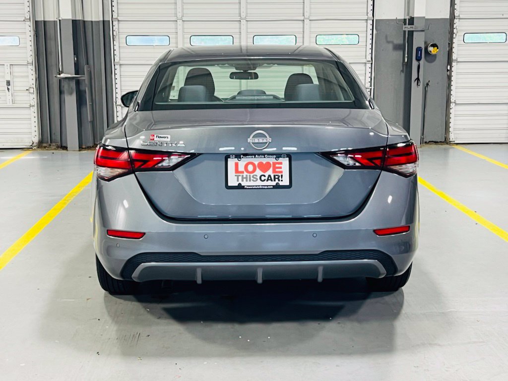 Used 2025 Nissan Sentra S FWD image 16