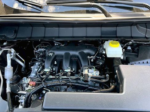 New 2026 Nissan Pathfinder SV image 16