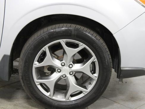 Used 2016 Subaru Forester 2.5i Touring w/ Eyesight & Navigation System AWD/4WD image 12