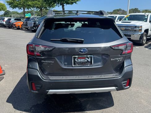 Used 2021 Subaru Outback Limited XT AWD/4WD image 5