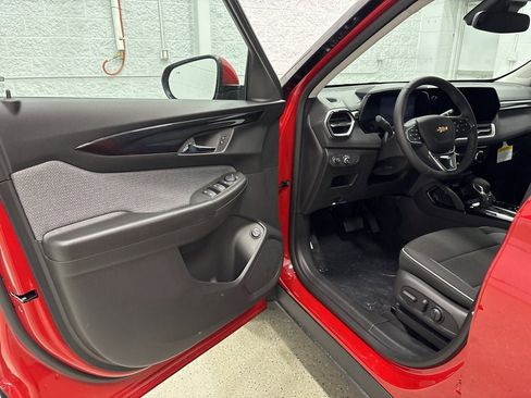 New 2026 Chevrolet TrailBlazer LT w/ Convenience Package image 12