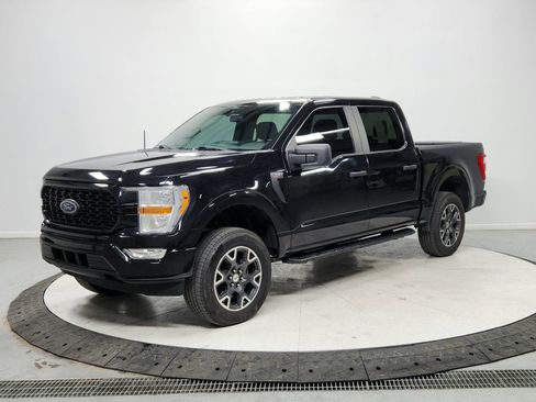 Used 2021 Ford F150 XL w/ STX Appearance Package image 3