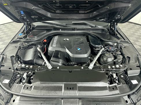 Used 2024 BMW 530i image 36