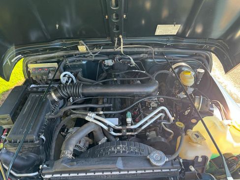 Used 2005 Jeep Wrangler Sport image 27