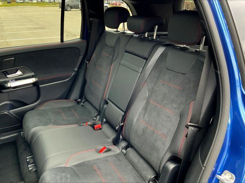 New 2026 Mercedes-Benz GLB 250 4MATIC image 13