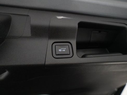 Used 2023 GMC Acadia Denali w/ Trailering Package image 15