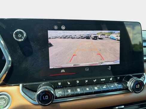 Used 2023 GMC Canyon AT4 w/ LPO, Sports Bar Package image 22