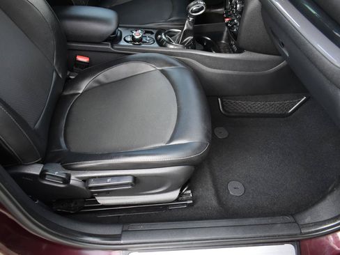 Used 2017 MINI Cooper Clubman FWD image 30