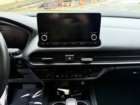 Used 2023 Honda HR-V LX image 22