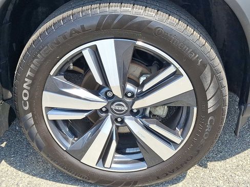 Used 2023 Nissan Rogue Platinum w/ Platinum Premium Package AWD/4WD image 9