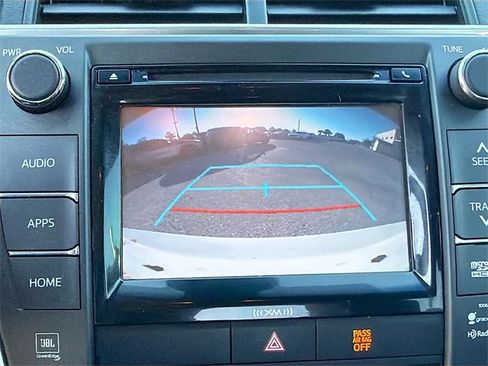 Used 2017 Toyota Camry XSE image 30